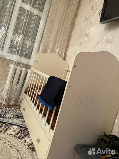 Детская кроватка