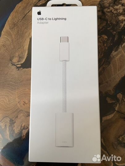 Адаптер Apple USB-C to Lightning