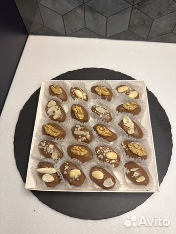 Королевские финики в шоколаде