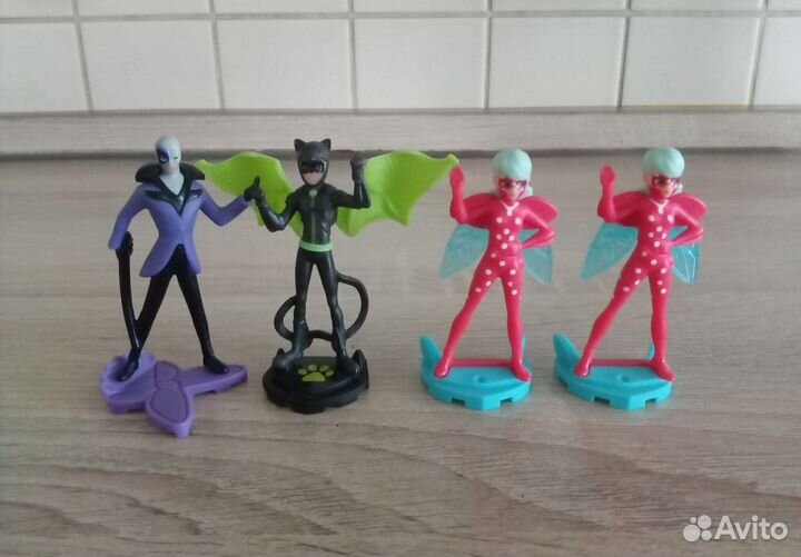 Игрушки из киндера леди баг