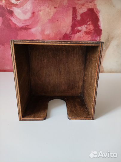 Салфетница из дерева