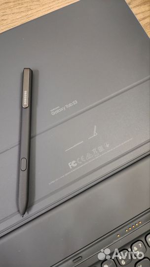 Чехол-клавиатура Samsung galaxy Tab S3