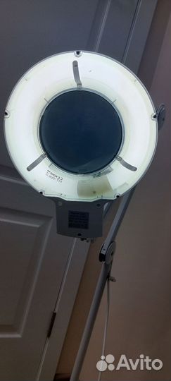 Лампа лупа напольная