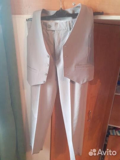 Костюм жилет и брюки