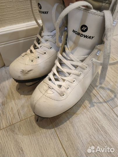 Коньки детские 34 размер