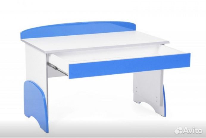 Стол письменный