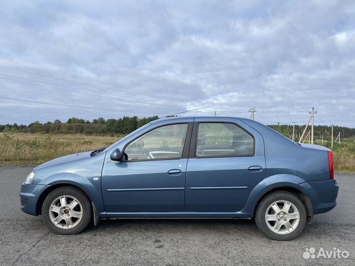 Renault Logan 1.6 AT, 2013, 44 530 км