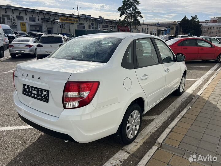 LADA Granta 1.6 МТ, 2023, 4 км