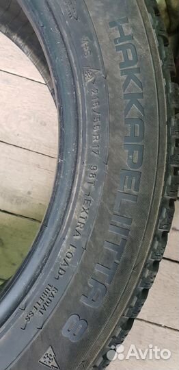 Nokian Tyres Hakkapeliitta 8 215/55 R17