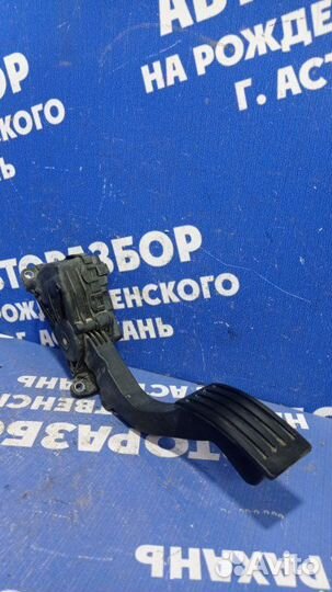 Педаль газа Ford Focus 2 седан 2006