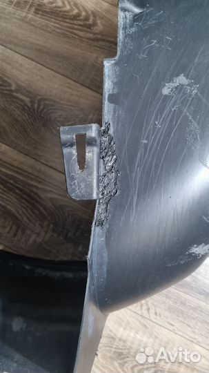 Подкрылок передний правый volvo xc70