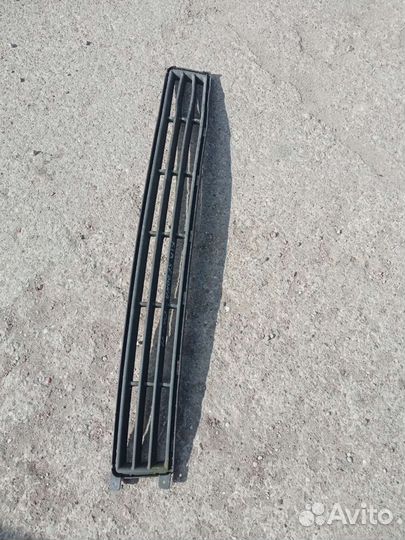 Kia Carnival решётка в бампер