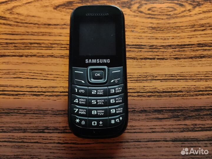 Samsung Keystone 2 GT-E1200M