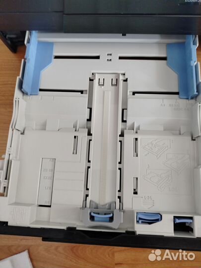 Цветной лазерный принтер hp LaserJet Pro 200 color