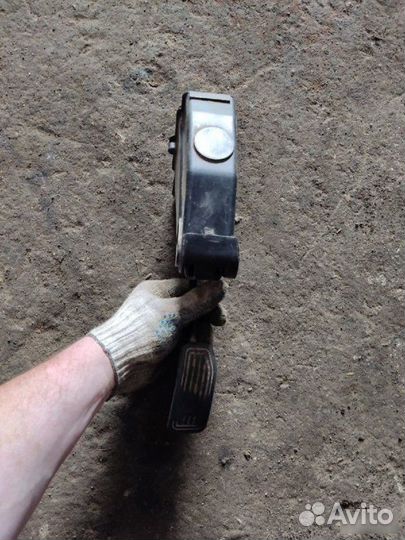 Педаль газа Toyota Estima Lucida