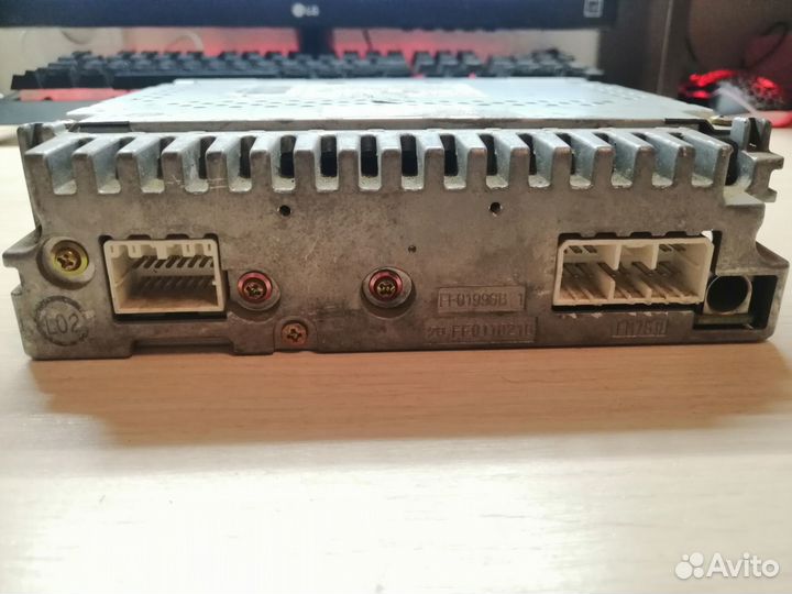 Магнитола subaru forester sg5 оригинал Б/У, 1Din