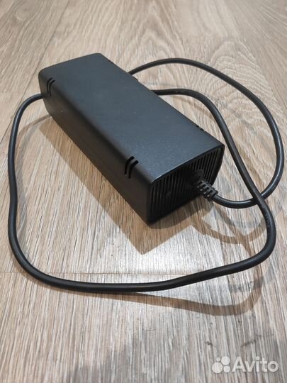 Блок питания для xbox360 s(slim)