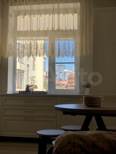 2-к. квартира, 50 м², 1/6 эт.