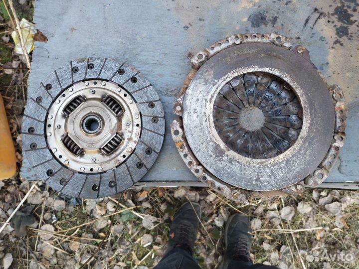 Корзина сцепления с диском Форд фокус3 1.6