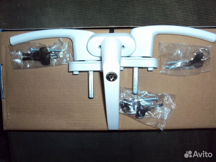 Ручка для пластиковых окон с ключом