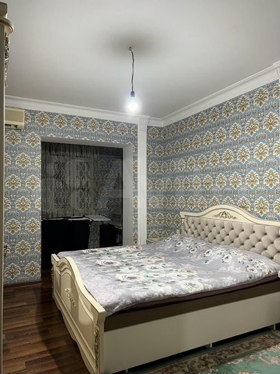 4-к. квартира, 95 м², 4/5 эт.