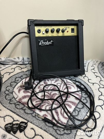 Электрогитара с комбиком