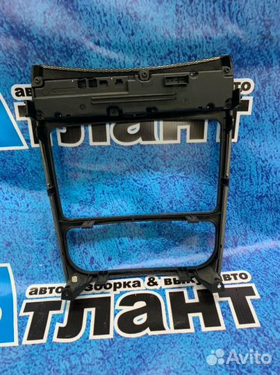 Консоль центральная Mercedes Benz Clk W209 M112