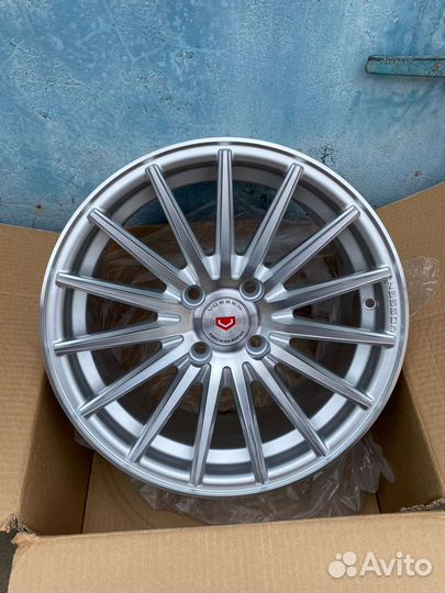 Новые диски R15 для на LADA Vesta Лада Веста