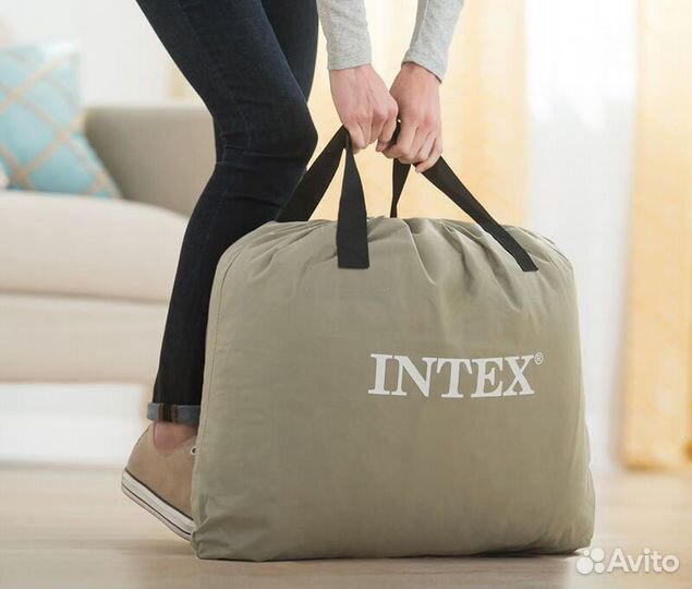 Надувная кровать Intex 152х203х51см для сна с насо