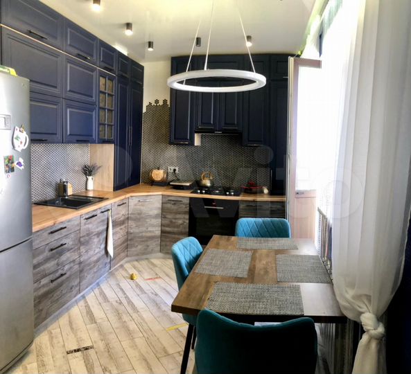 2-к. квартира, 62 м², 2/3 эт.