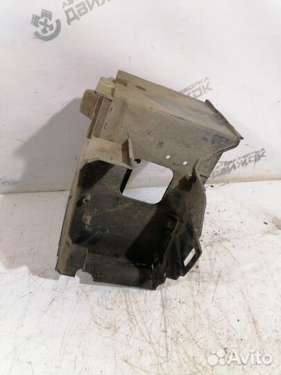 Площадка под аккумулятор Ford Focus 2