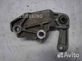 Кронштейн двигателя Мазда