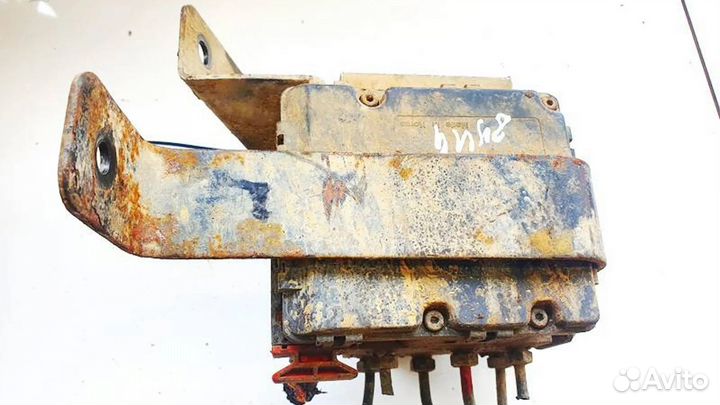 Блок абс 5890026070 Hyundai Santa Fe 2000-2006 года