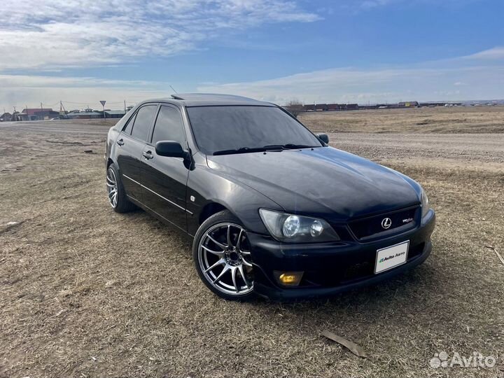 Lexus IS 2.0 МТ, 1999, 55 000 км