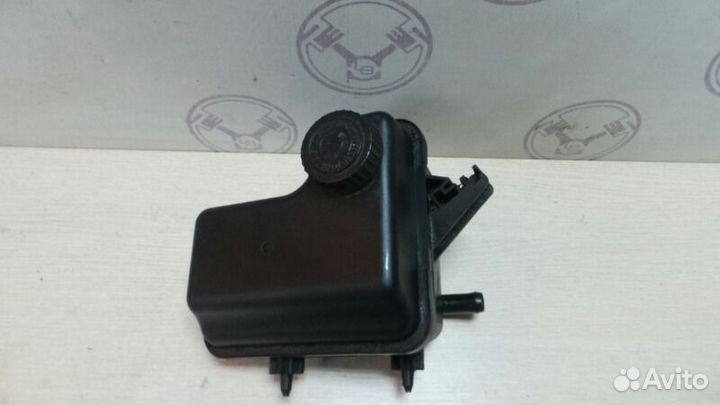 Бачок гидроусилителя Peugeot 607 9D XFX 2001