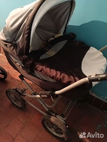 Продам детскую коляску