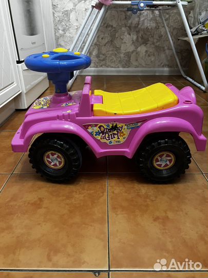 Машинка-каталка бу, хорошее состояние