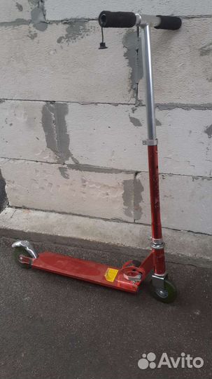 Самокат детский двухколесный мало бу