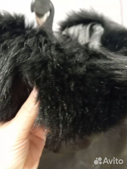 Куртка - безрукавка кожаная женская