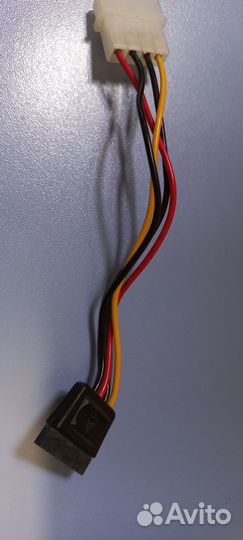 Кабель питания SATA