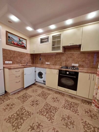 1-к. квартира, 38 м², 2/10 эт.