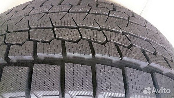 Yokohama Ice Guard G075 265/40 R21 105Q