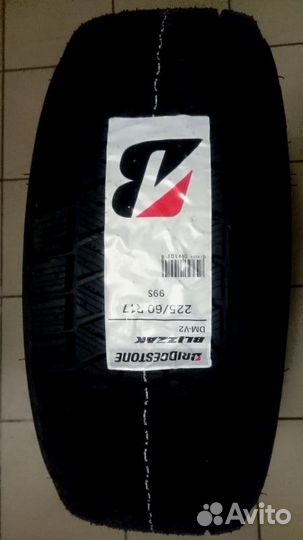 Bridgestone Blizzak DM-V2 275/60 R18 113R