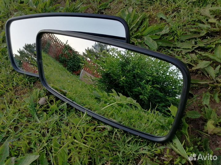 Продам зеркала мтз