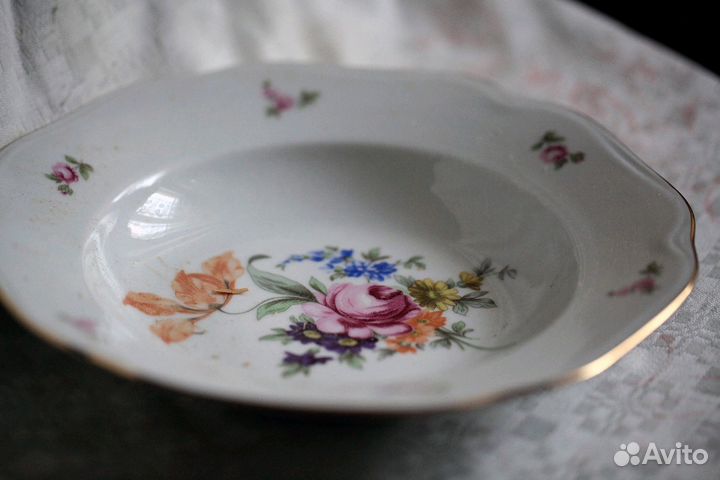 Сервиз антикварный.столовый.новый