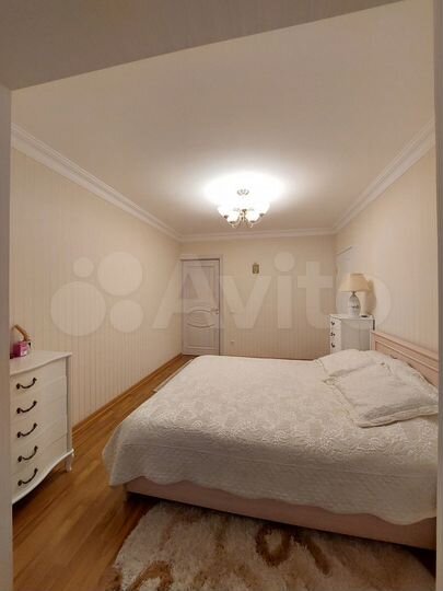 5-к. квартира, 105 м², 6/10 эт.