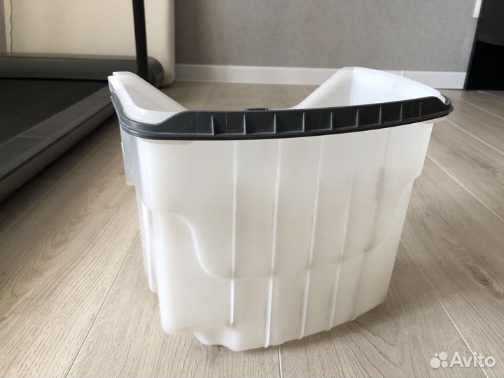 Ведро пылесоса Zelmer Aquawelt и Bosch