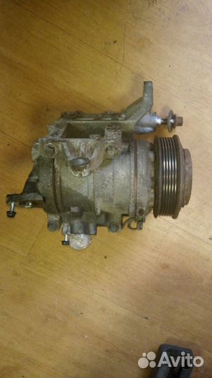 Компрессор кондиционера Subaru Tribeca 3.6 2008г