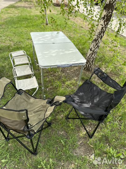 Складной стол и 4 стула для пикника рыбалки
