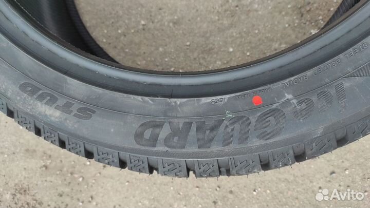 Yokohama Ice Guard Stud IG55 265/45 R21